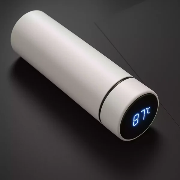 White thermos bottle showing 87°C on digital display
